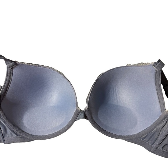 Cacique Boost Plunge Bra Size 46C - Picture 3 of 6